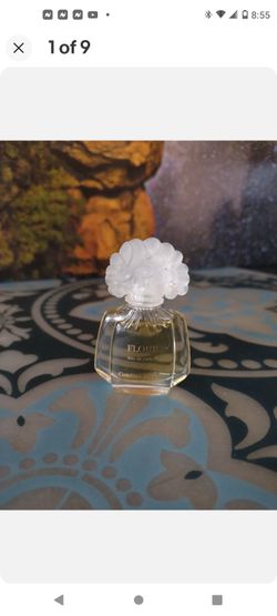 Flore by Carolina Herrera Eau De Parfum Mini
