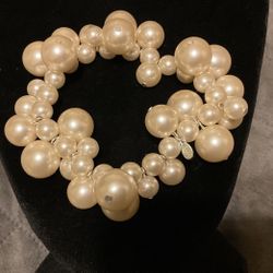 Pearl Stretch Band Bracelet,by RMN