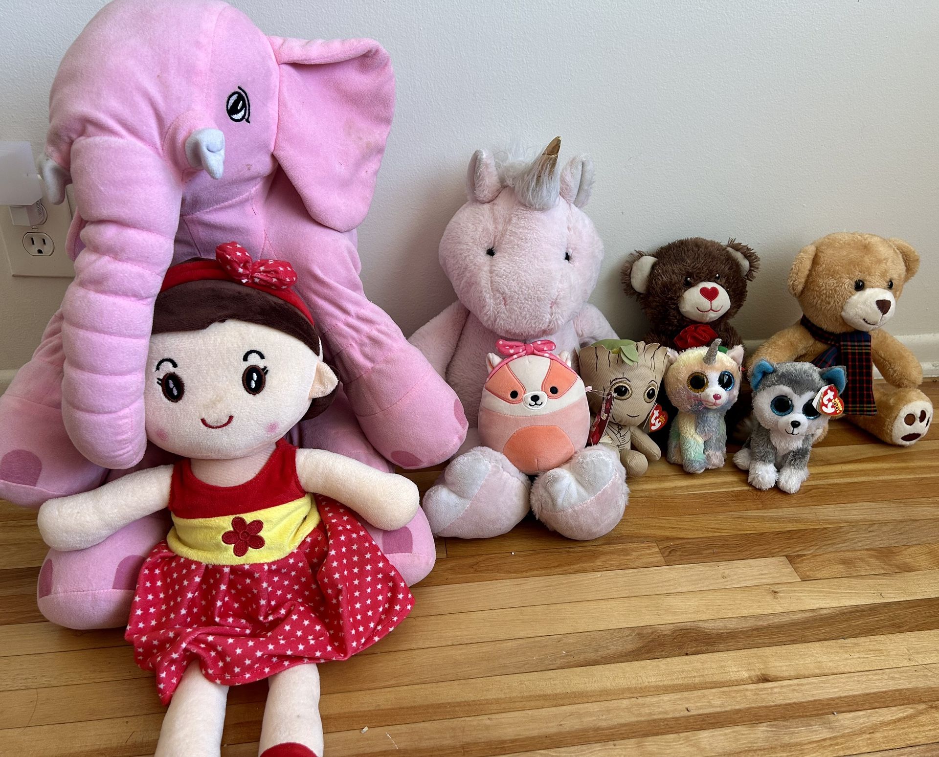 Toys/ organisers 