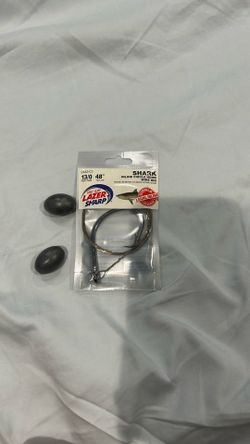 Shark in-line circle hook rig plus two 2 ounce egg weight