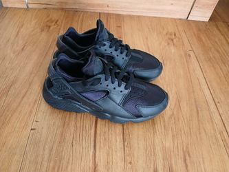 Nike huarache shoes