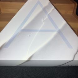 Pre-boxed Avon Gift Set 1