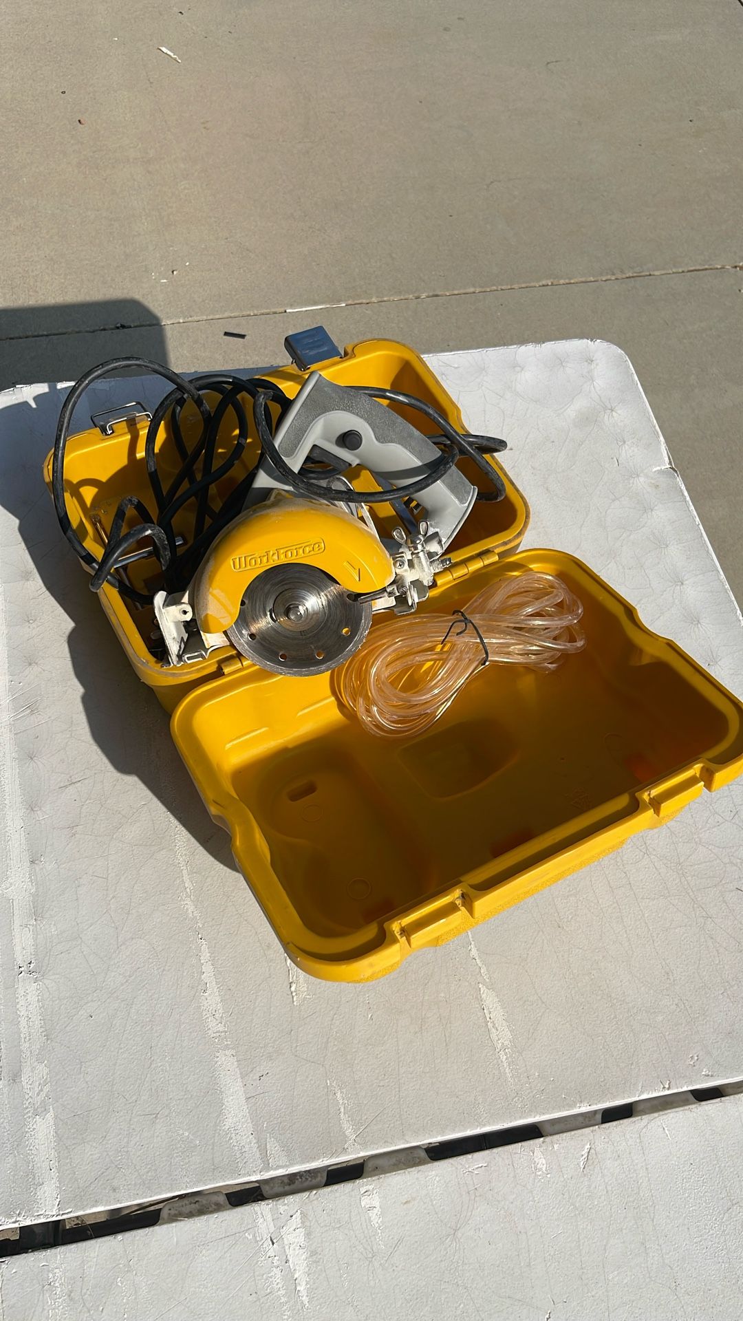 Workforce THD250 4-3/8" Wet/Dry Corded Electric Handheld Tile Cutter Saw w/ Case