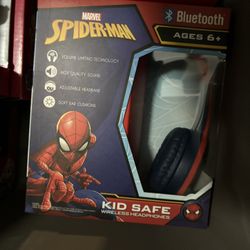 Spider Man Bluetooth Kid Safe Headphones 