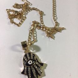 22 INCH GOLD  PLATED CHAIN WITH HANDPENDANT 