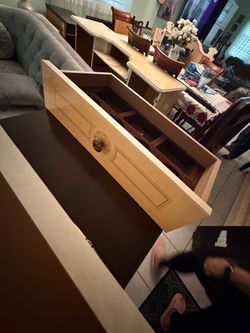 Vintage Cream Wood King Bed with Drawers