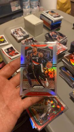 Damian Lillard 2019-20 Panini Prizm Silver Prizm No. 112