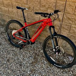 2022 Trek Powerfly 4 Hardtail E-Mtb Electric Mountain Bike 
