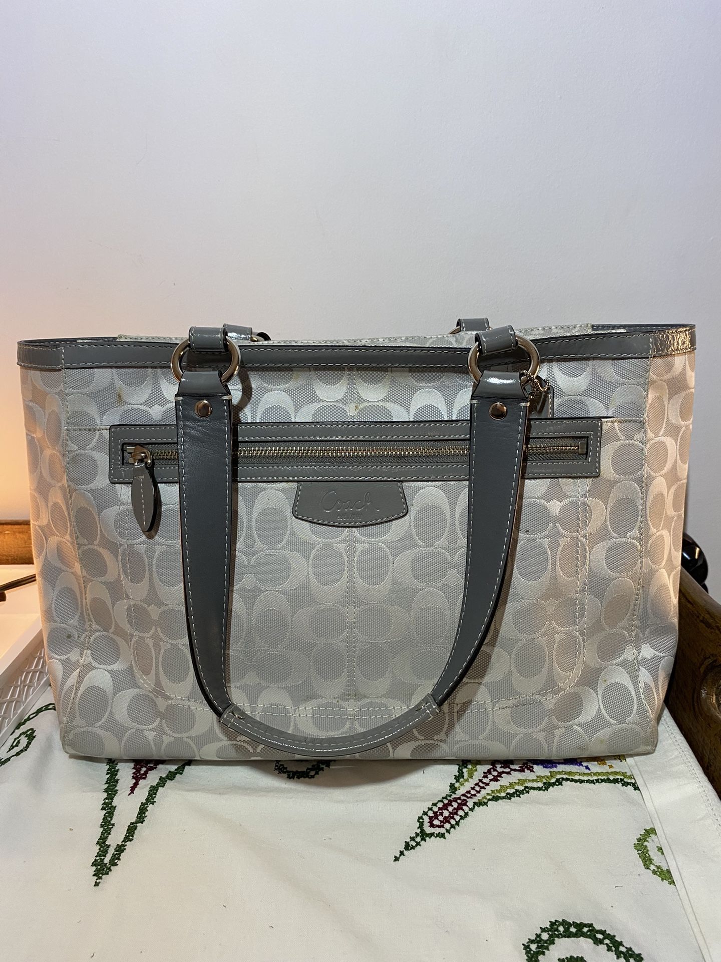 Coach Silver Gray Signature Large mixed media zip closure tote