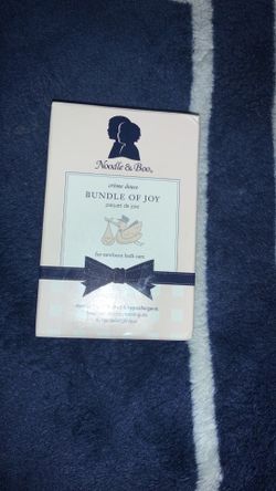 Noodle & Boo Bundle of Joy Newborn Baby Gift Set, Hair & Body Wash & Lotion newborn bath care