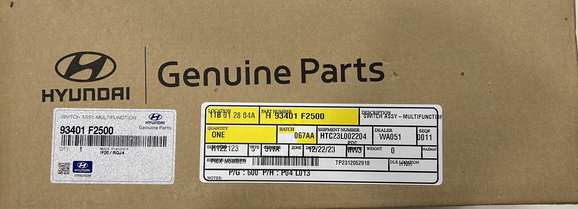 Hyundai Part # 93401-F2500