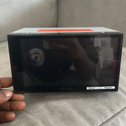 Radio Touch Screen 