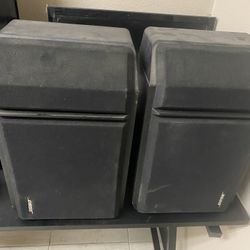201 Bose Bookshelf Speakers