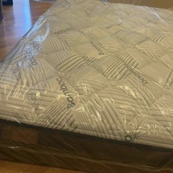 White Bamboo Queen Size Mattress Set 