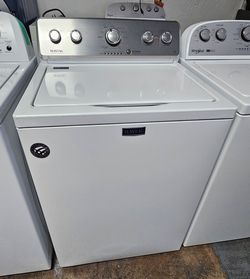 MAYTAG WASHER MACHINE.