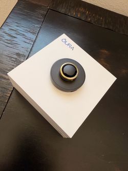 Oura Ring Smart Health Tracker - Size 8 - Gold