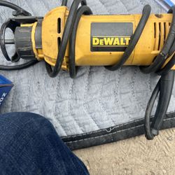 Dewalt 