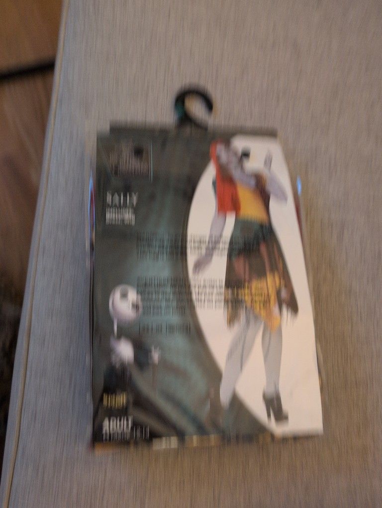 Costume