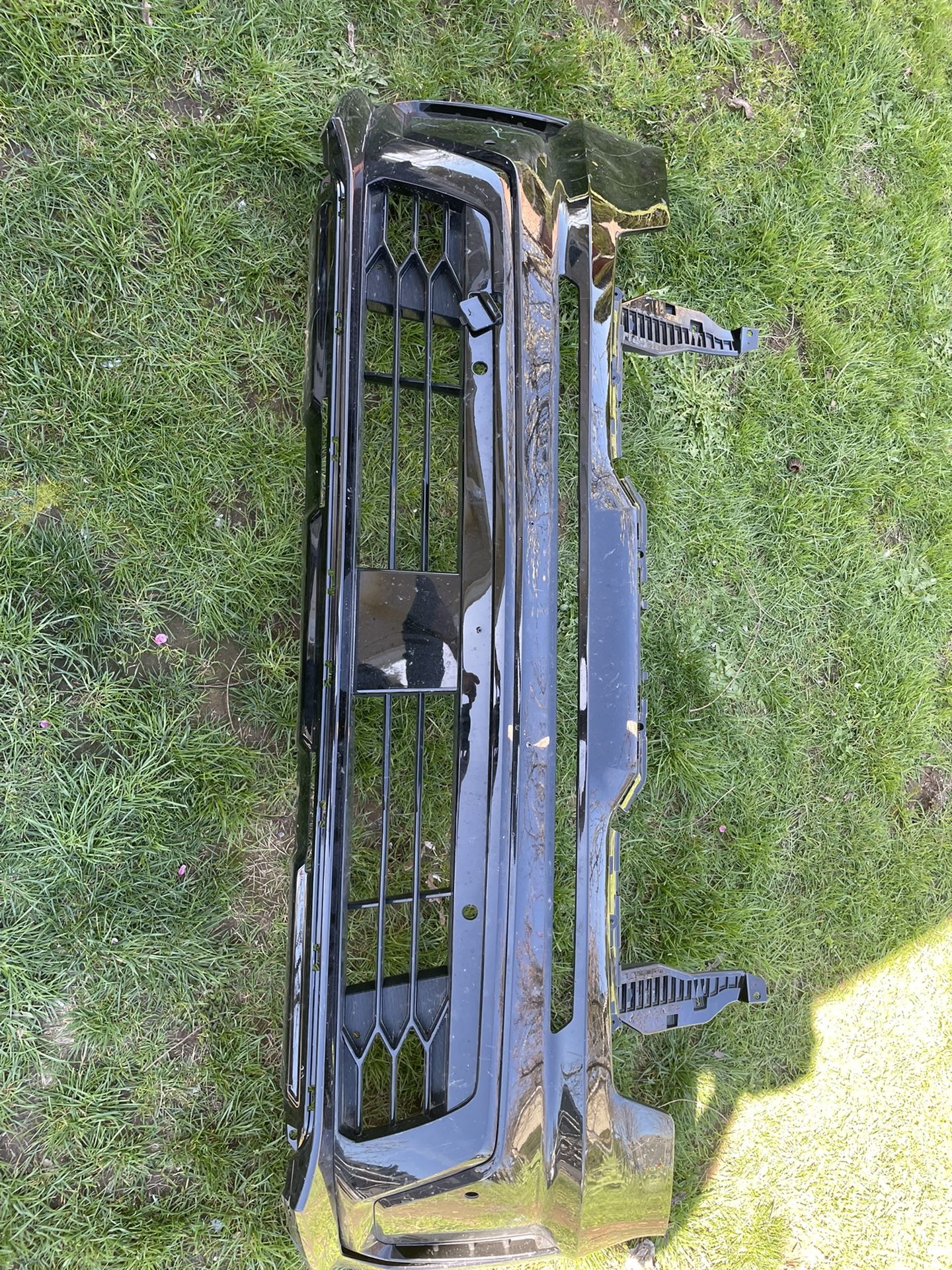 Kia Sorento Front Bumper 