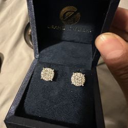 Diamond cluster earrings