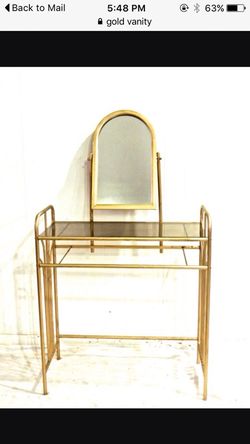 Gold vanity