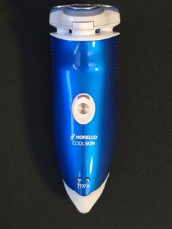 Phillips Norelco 7737C Rechargeable Shaver