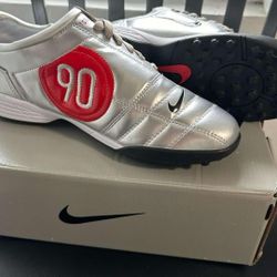 Nike Total 90