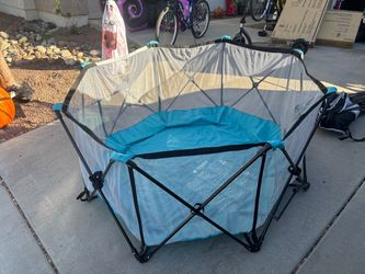 Baby pin enclosure regalo