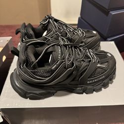 Balenciaga Track - Black - Size Eu 43(us-10)