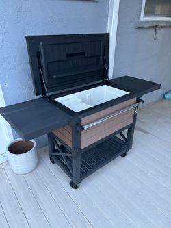 Outdoor Cooler / Table / Storage
