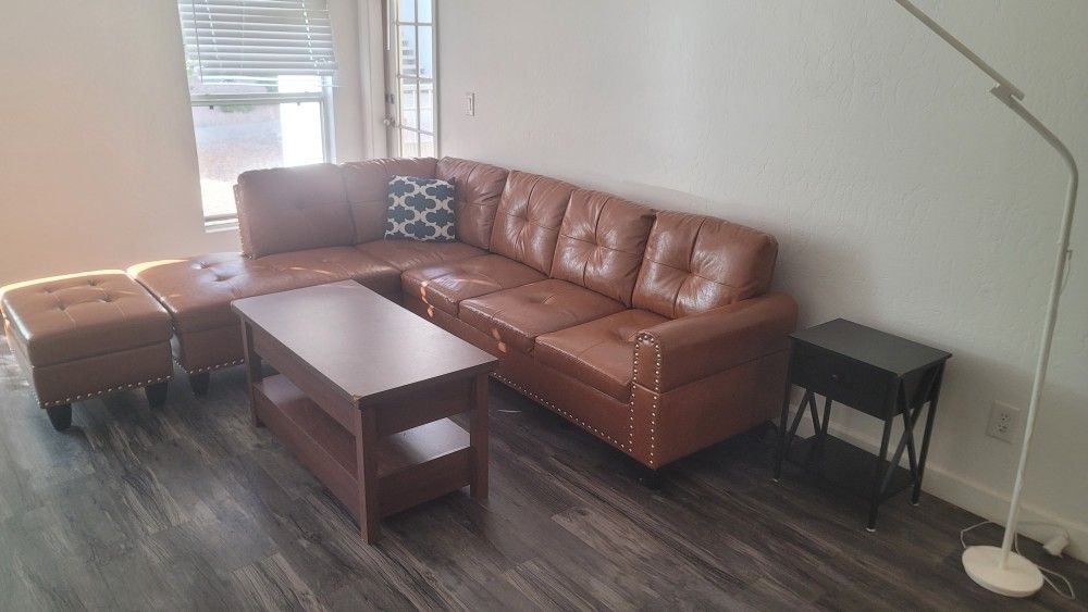 Sectional Sofa w Ottoman