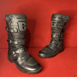 Gaerne leather motorcycle boots size 9 Waterproof