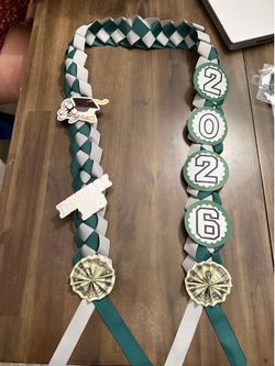 Graduation lei