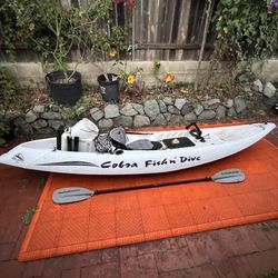 Cobra Fish N Dive Ocean Fishing Kayak – Fully Rigged (Paddle, Bait Tank, Fishfinder Wiring)