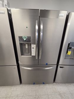 Frigidaire Stainless Steel French Door Refrigerator New Scratch And Dent With 6month's Warranty 