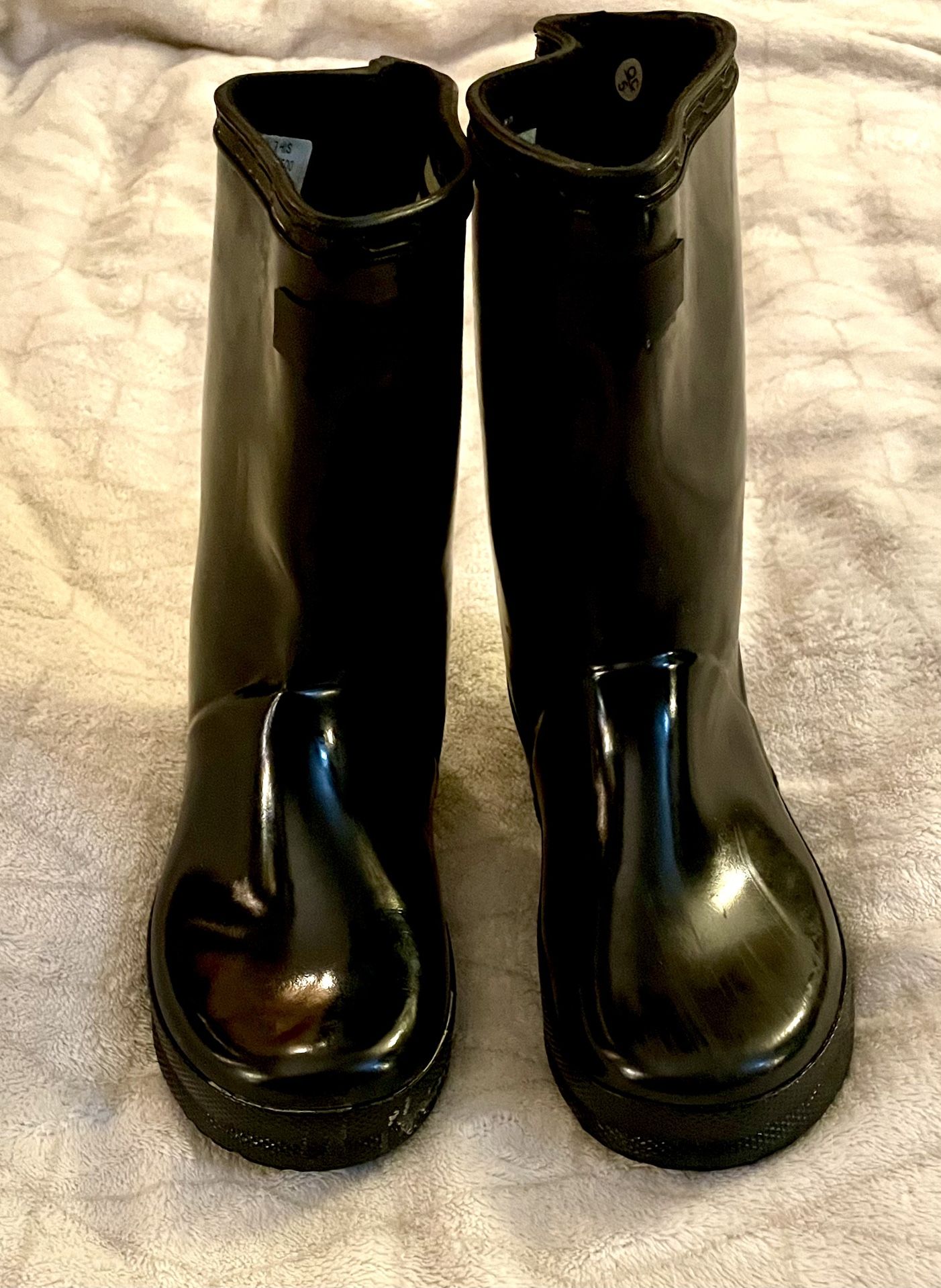 Kids Black Rubber Rain Boots Size 13/1