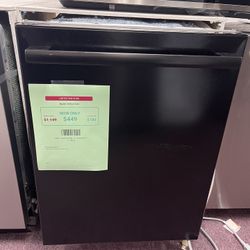 Dishwasher Black BOSCH 24’ Wide lavaplatos