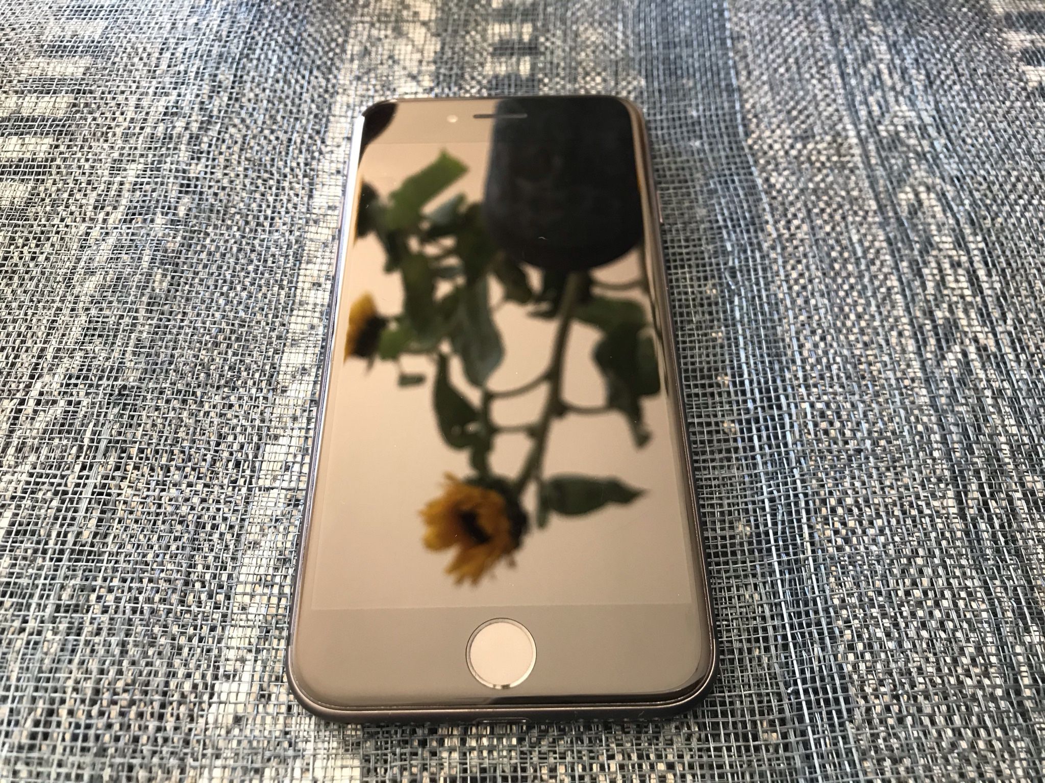 Pristine iPhone 8 64GB space grey unlocked