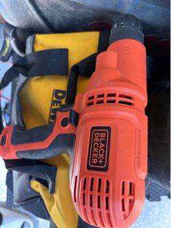 BLACK+DECKER Corded Drill, 5.5-Amp, 3/8-Inch (DR260C)