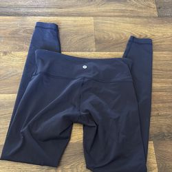 Lululemon size 6