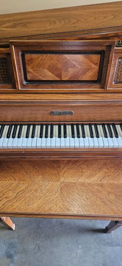 Story and Clark upright piano