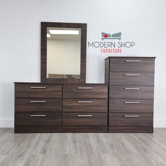 Dresser With Mirror And Chest // Cómoda Con Espejo Y Gavetero