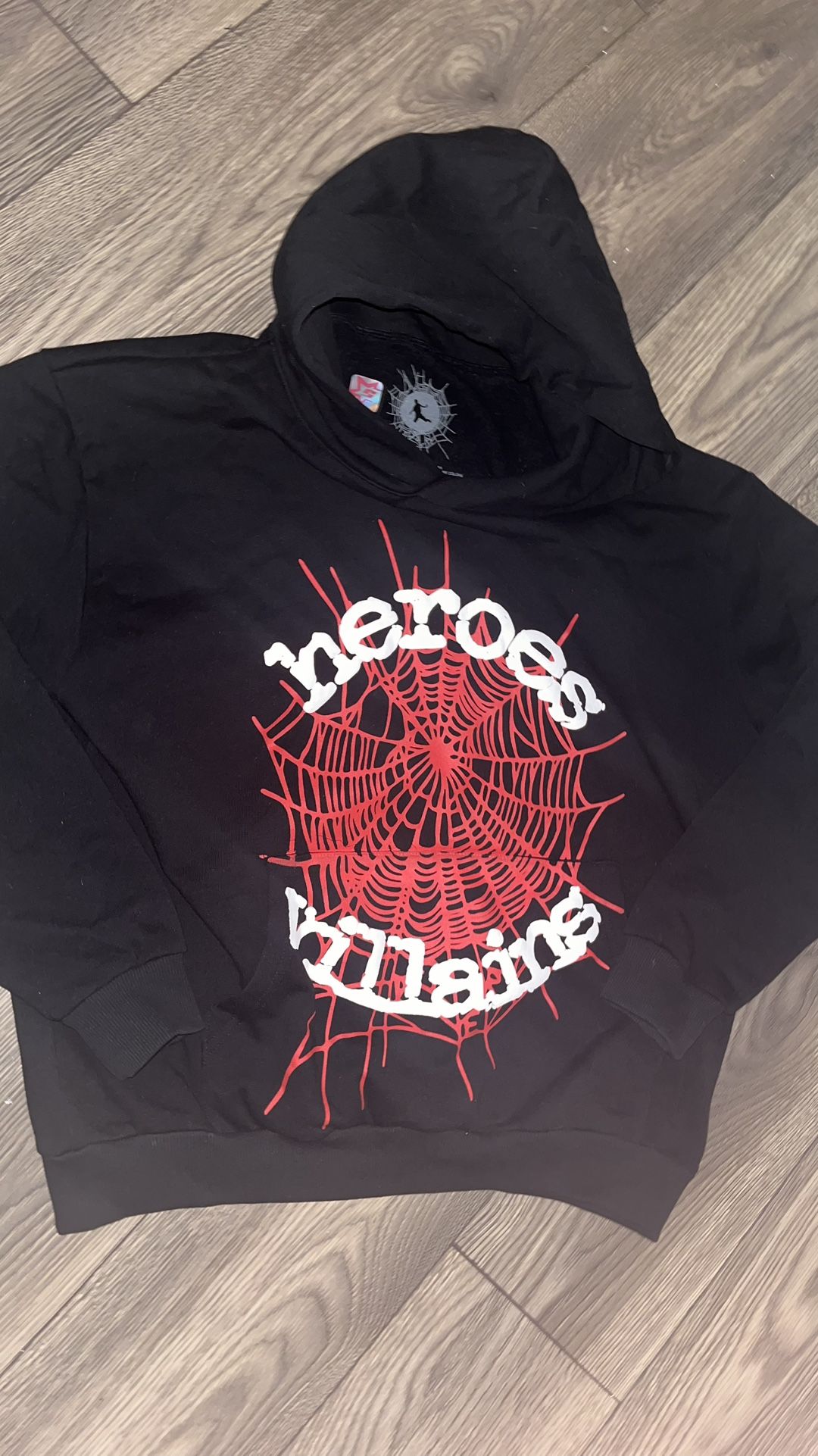 Villains And Heroes Spider Hoodie M for Sale in Plainfield, IL OfferUp