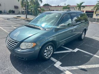 2006 Chrysler Town & Country