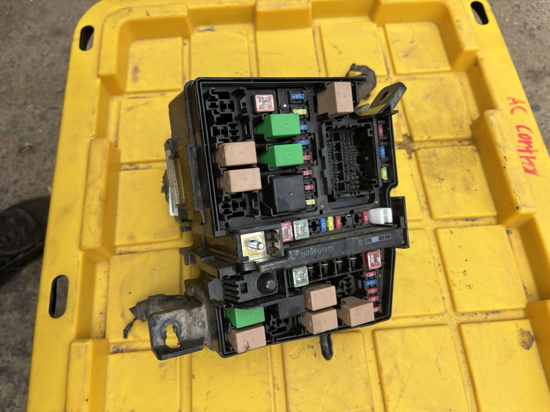 2015 Kia Optima Fuse Box Part