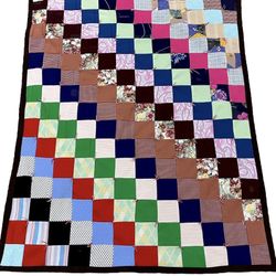 Vintage 1960’s Lap Quilt Throw Patchwork Gorgeous Farmhouse Retro Colorful 42”