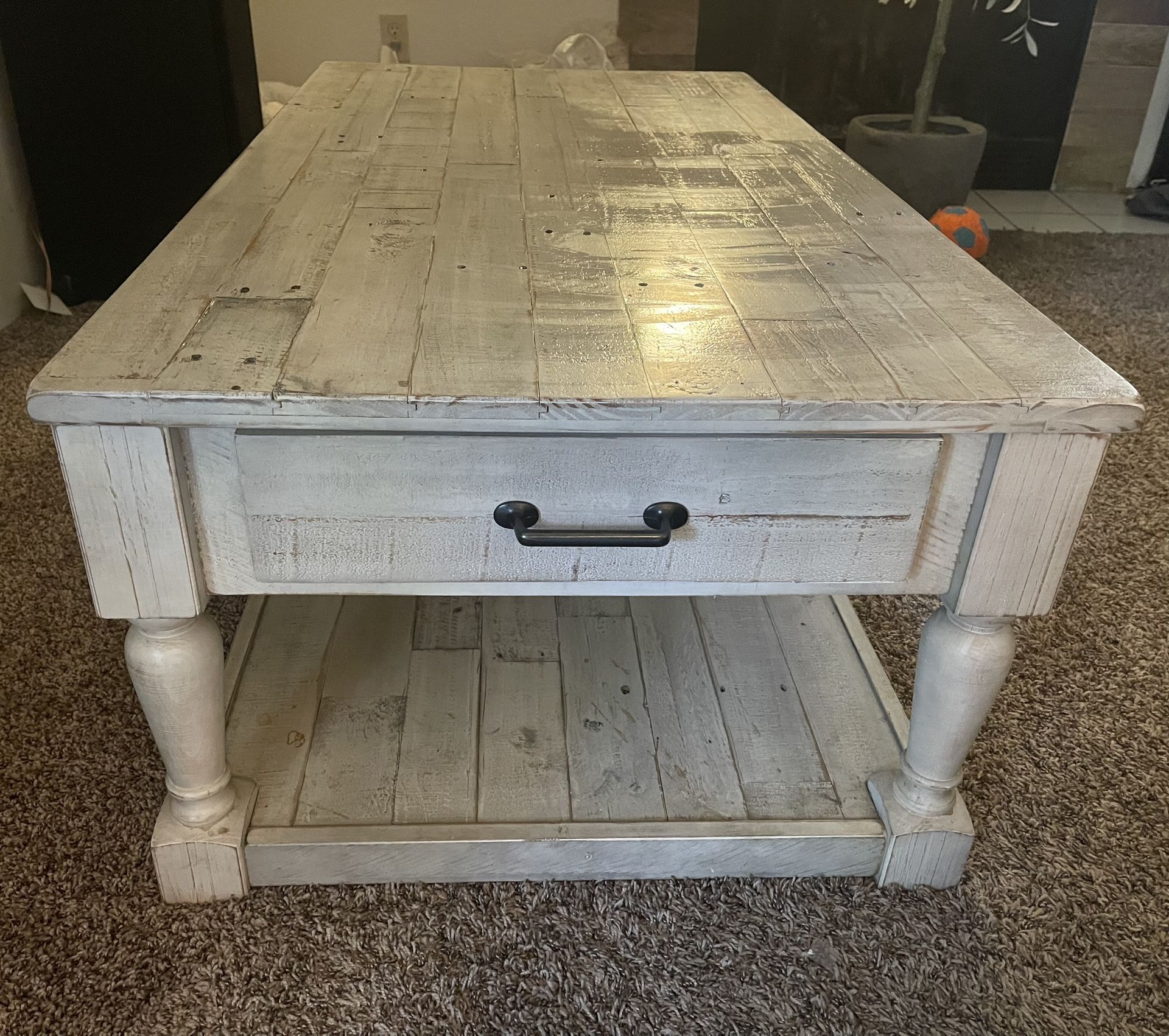 Ashely Furniture Coffee Table