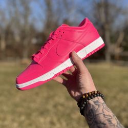 Nike Dunk Low Triple Pink Sz 10.5 Men 