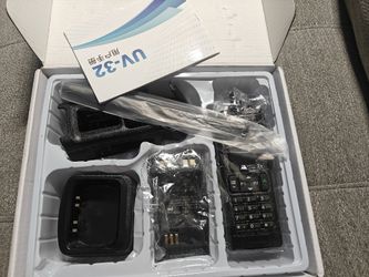 New BAOFENG UV-32 Walkie Talkie GPS 10W Bluetooth APP Programming Multi Band Wireless Copy Frequency Type-C UV32 Ham 2 Way Radio