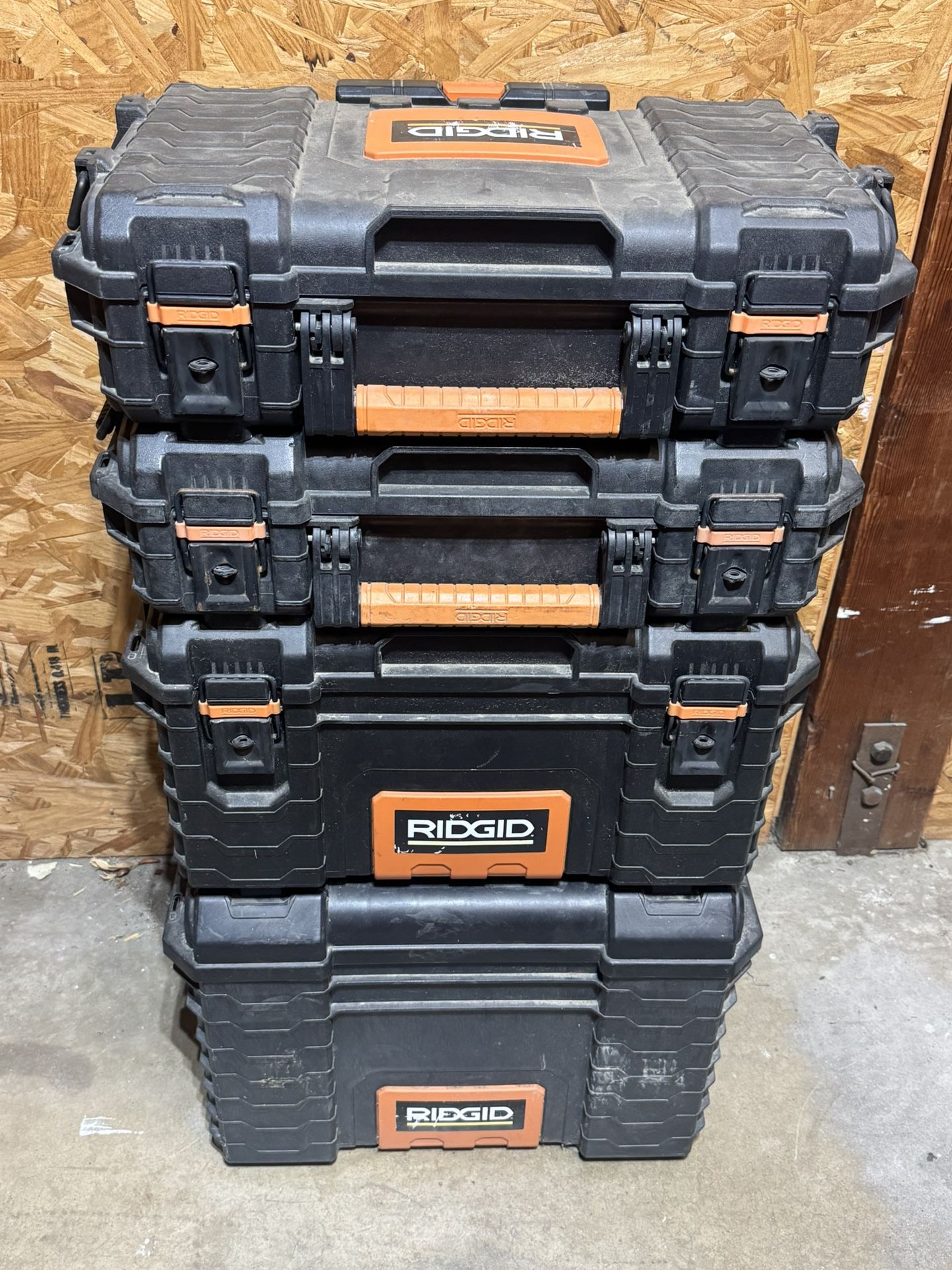 Rigid Rolling Tool Box With Interlocking Sections